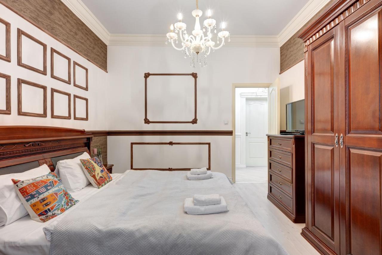 Beautiful 2Bedflatcismigiu Apartment Bucharest Exterior photo